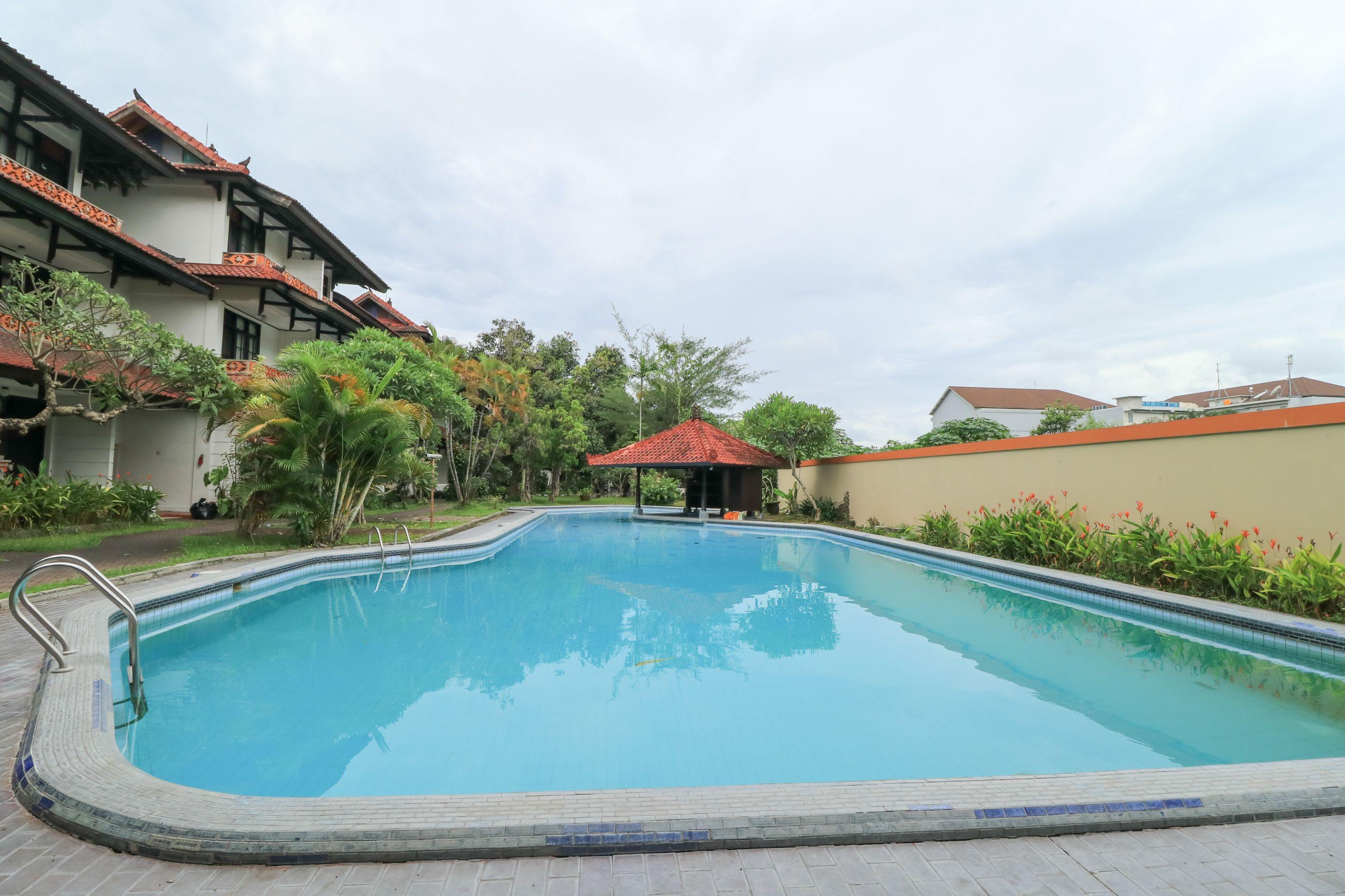 Hotel Oranjje Denpasar  Exterior photo